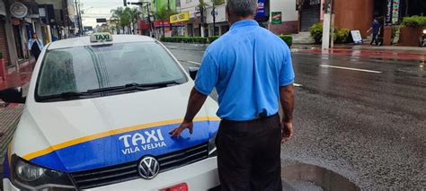 Travesti tenta assaltar taxista durante corrida em Concórdia